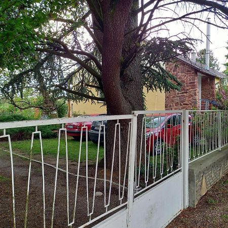 Clara Apartman ケストヘイ エクステリア 写真