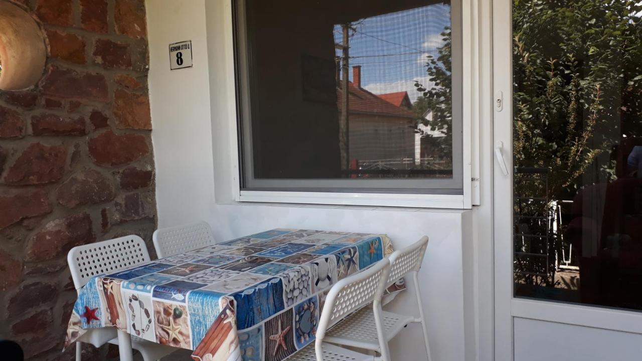 Clara Apartman ケストヘイ エクステリア 写真