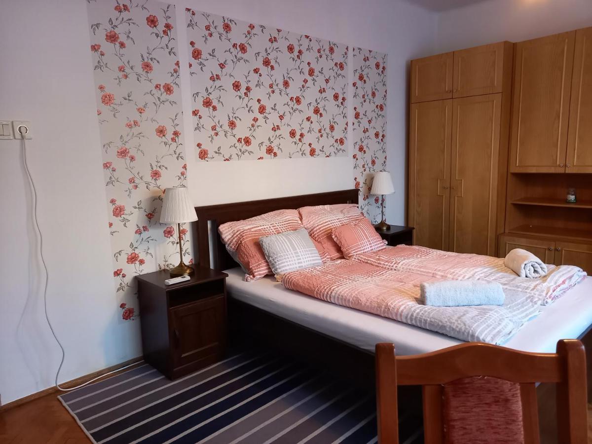 Clara Apartman ケストヘイ エクステリア 写真